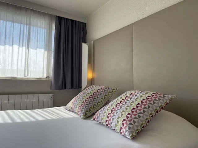 غرفة قياسية بسرير مزدوج، Campanile Saint Quentin 6/10