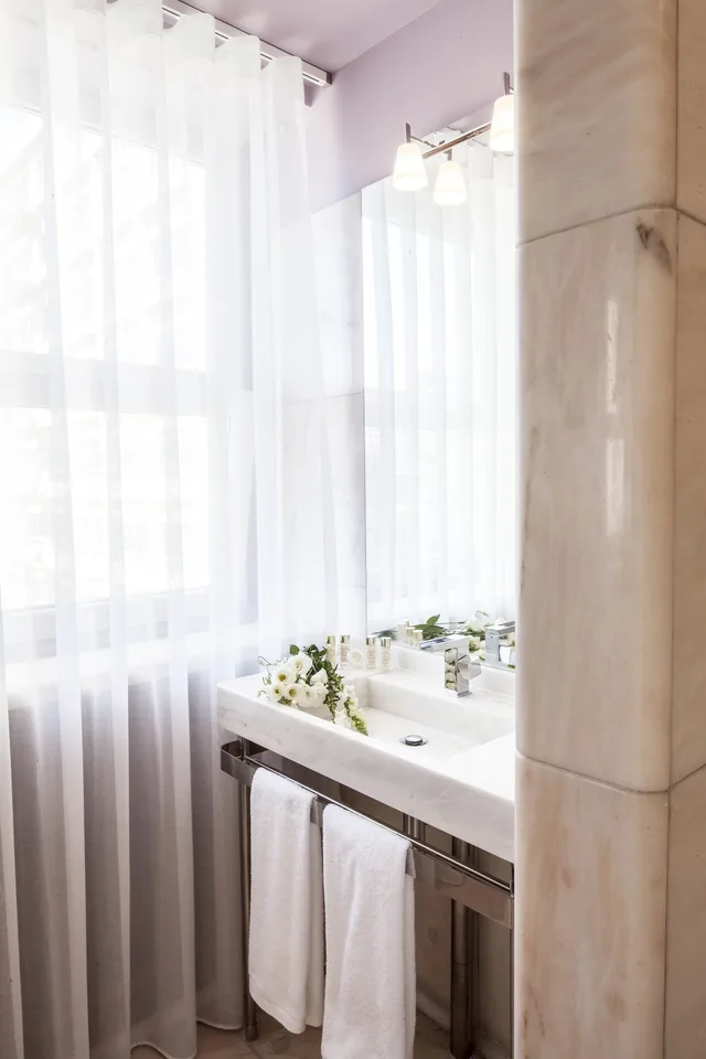 غرفة سوبيريور بسرير كوين بإطلالة على الفناء، Luzeiros Suites 4/4