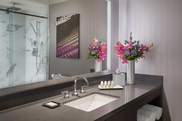Premium, Twin Beds, Lounge Access, INTERCONTINENTAL TORONTO CENTRE 5/5