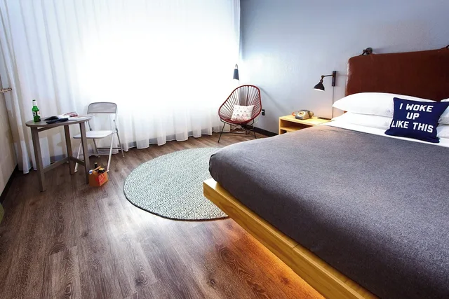 Room, Queen Bed, with View, Moxy New Orleans Downtown French Quarter Area 4/7