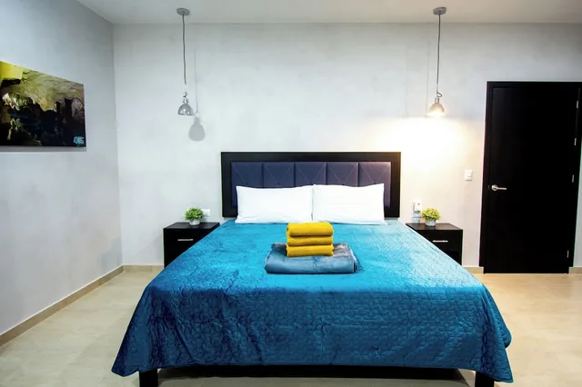 جناح سوبيريور بسرير كينج بإطلالة على المسبح مع أريكة، Hotel Casa Tortuga Tulum 7/10