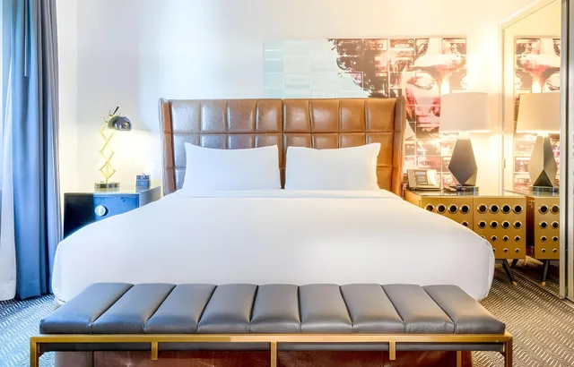 Superior, Suite, King Bed, City View, Montrose at Beverly Hills 1/1