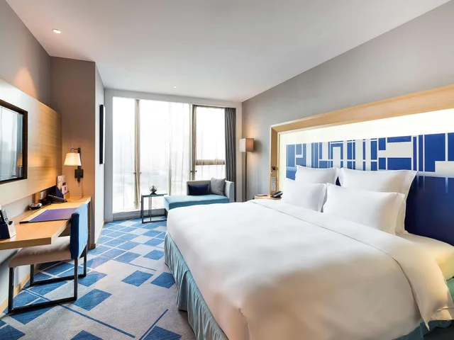 Premier, King Bed, Executive Level، Novotel Ningbo East 1/4