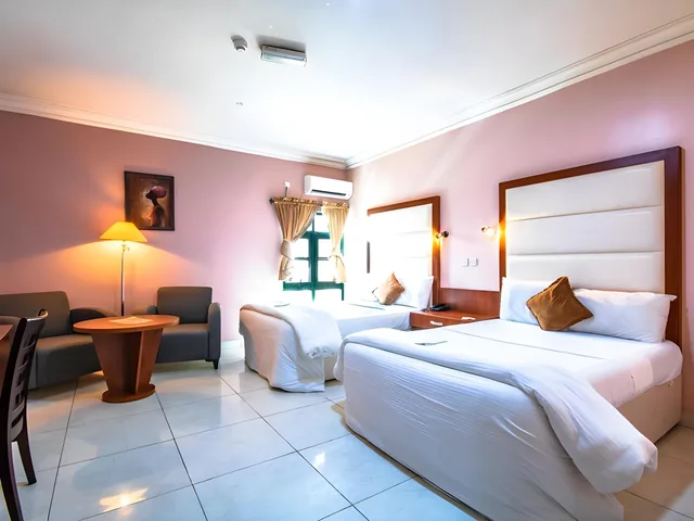 غرفة بسريرين مزدوجين، Denis Hotel 1/2