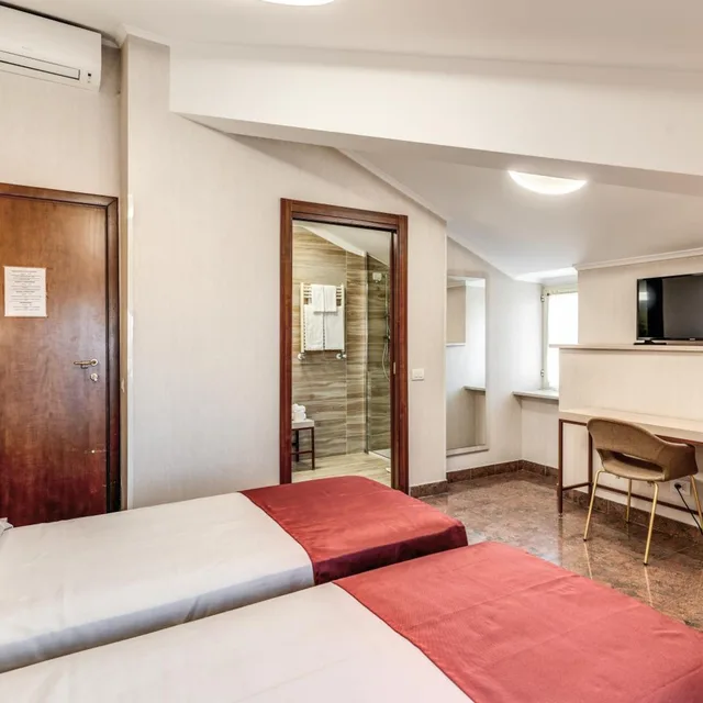 غرفة سوبيريور بسرير مزدوج أو سريرين منفصلين، Hotel Milo 1/10