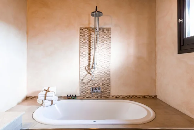 Grand, Master, Suite، Spirit Of The Knights Boutique Hotel 9/9