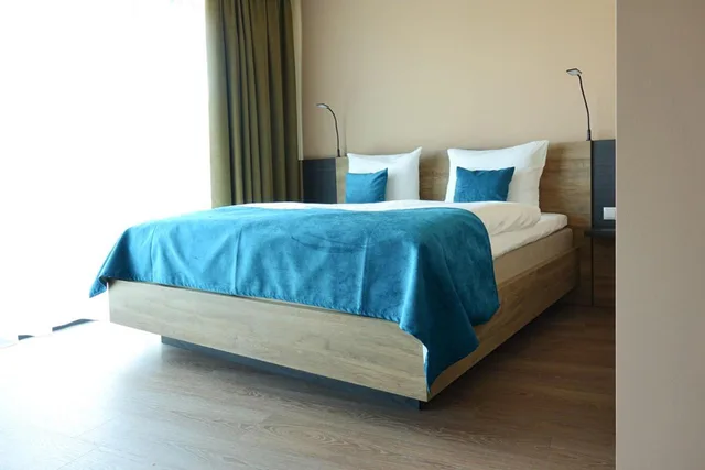 غرفة ديلوكس بسرير مزدوج، H24 Stadthotel Bernau 1/5