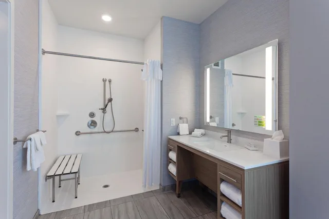 استوديو بسرير كينج مع أريكة لذوي الإعاقة، Home2 Suites by Hilton Temecula, CA 4/6