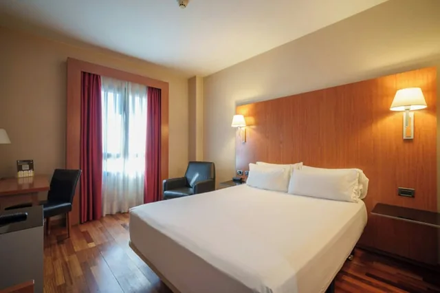 Classic, Triple, Futon Bed, Twin Beds, with Extra Bed, Sercotel Ab Arganda 4/6
