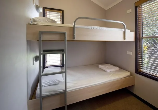 Deluxe, Cabin, 1 Queen and 1 Bunk Bed, Pet Friendly, Reflections Holiday Park Ferry Reserve 5/5