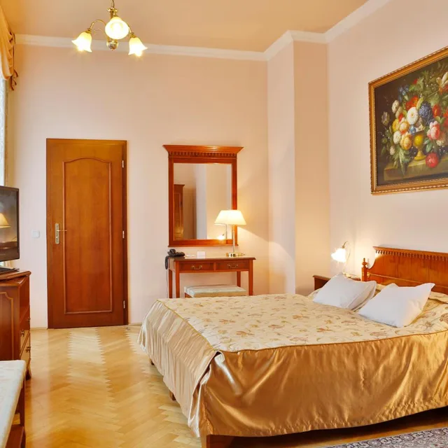 جناح ديلوكس، Hotel Kolonada 1/4