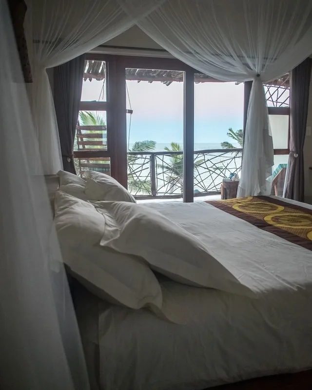Deluxe, King Bed, Beach Front, Ocean View، Casa Babi 3/5