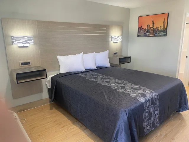 غرفة اقتصادية مفردة بسرير كينج، Mayfair Inn Ontario Airport 2/10