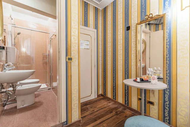 Classic, Double Bed, Private Bathroom, Ca Morosini 9/10
