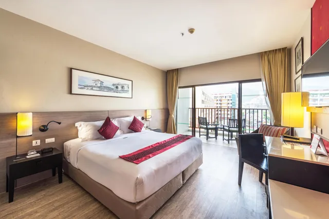Deluxe, Single, Deevana Plaza Phuket Patong 1/2