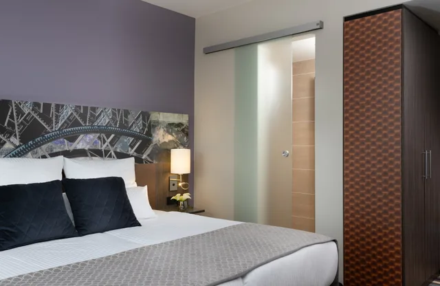 غرفة كومفورت بسريرين منفصلين، LEONARDO HOTEL MUNICH CITY EAST 1/4