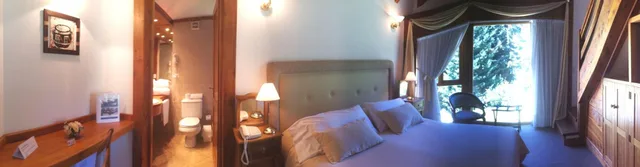 غرفة ثلاثية، Aldea Bonita 2/2