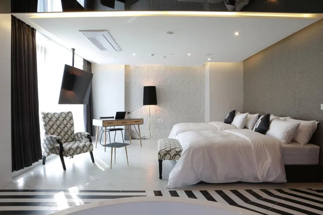 Type A, Suite, 2 Double Beds، Hotel The Designers Seoul Station 3/6