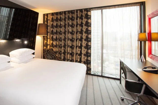 Premium, King Bed, Club Floor، Crowne Plaza Manchester City Centre, an IHG Hotel 1/3