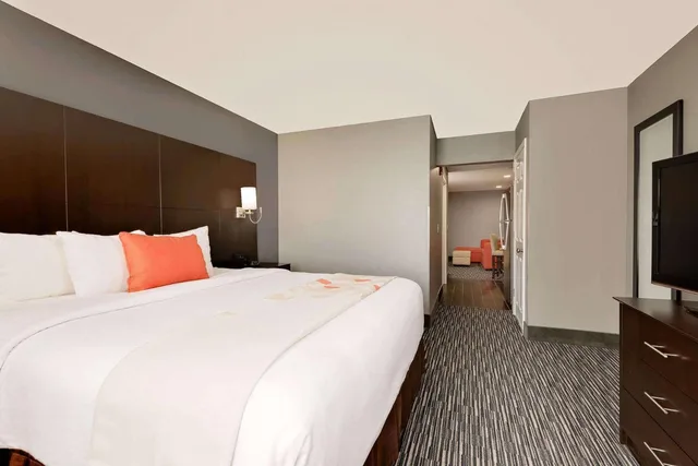جناح بسرير كينج بغرفة نوم واحدة، Hawthorn Suites By Wyndham Columbus West Hotel 5/7
