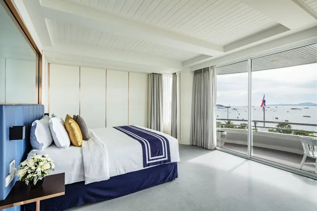 Suite, Double Bed, Ocean Front، The Cruise Hotel 4/10