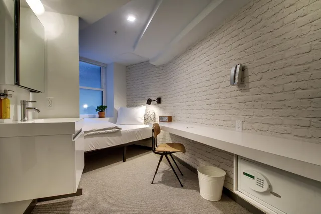 Basement, Twin Beds، Hotel Hive 8/8