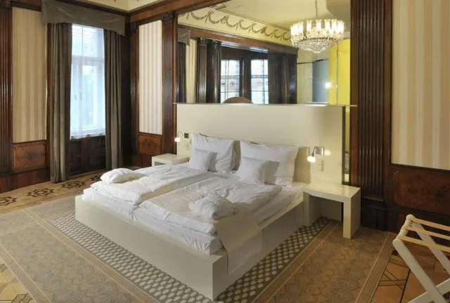 جناح رئاسي، Hotel Okresni dum 1/4