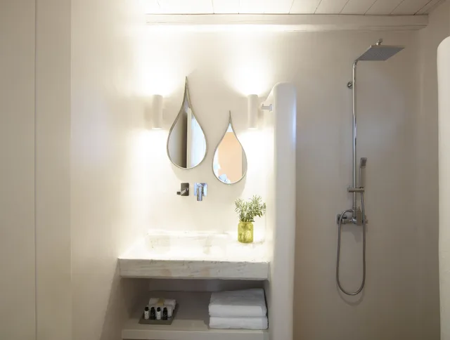 جناح بسرير كينج بإطلالة على البحر بمسبح خاص، Aeolis Tinos Suites 7/10
