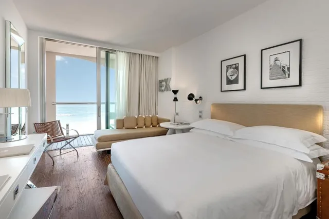 Deluxe Front Sea View، Excelsior Hotel, Spa & Lido 1/10