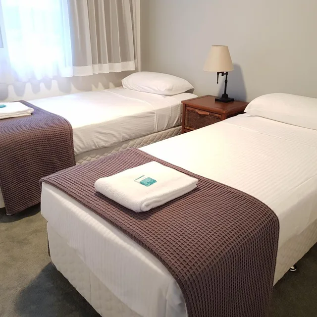 2 Bedrooms, Roof Top, Apartment, Stair Access Only، Excellsior 3/10