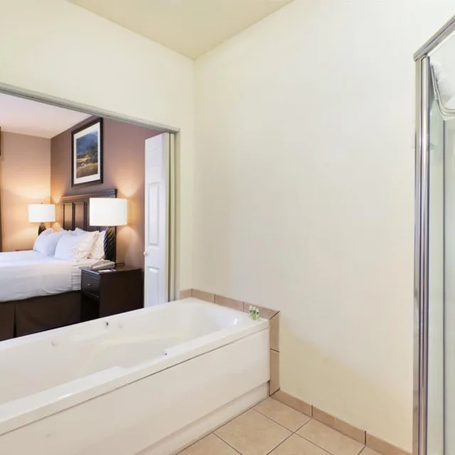غرفة سوبيريور بسرير كينج، Holiday Inn Express Show Low 3/3