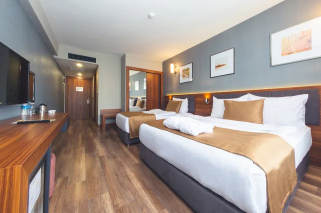 Deluxe, Hilas Thermal Resort & Spa 2/9