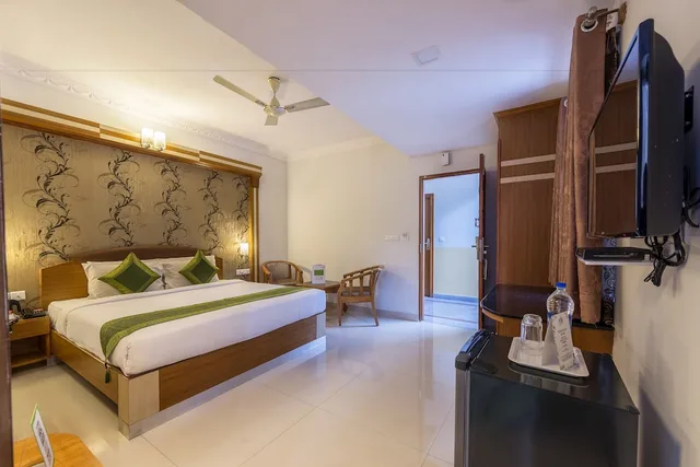 غرفة قياسية بسرير كوين، Treebo Akshaya Lalbagh Inn Bangalore 5/8