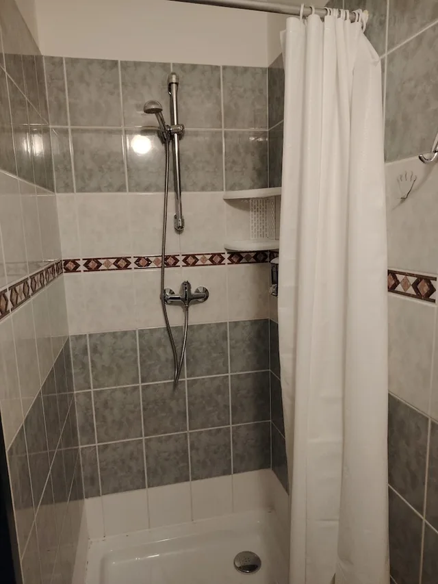 غرفة اقتصادية مفردة، Legie Hotel 4/4