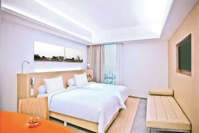 Harris Deluxe، Harris Hotel & Convention Gubeng 2/9