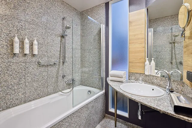 غرفة قياسية بسريرين منفصلين، FOUR POINTS FLEX by Sheraton Ratingen Dusseldorf Airport 8/10