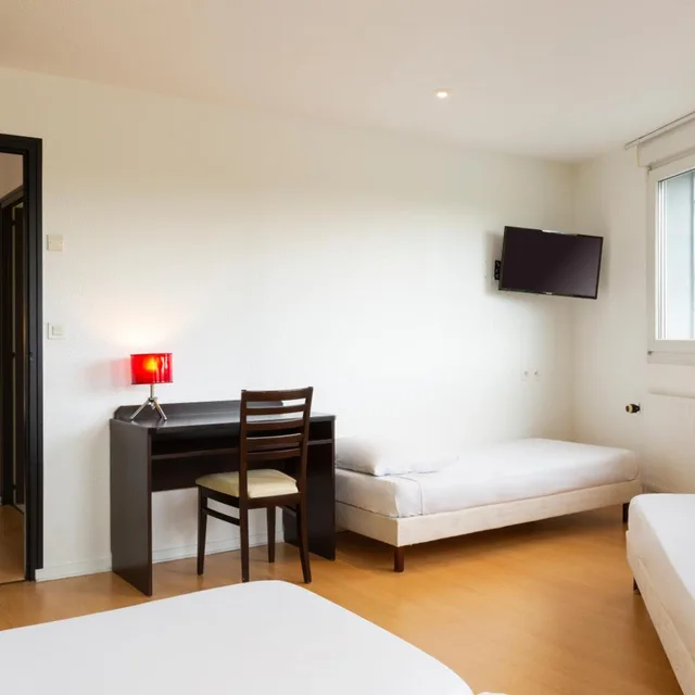 غرفة عائلية، Enzo Hotels Bulgneville by Kyriad Direct 9/10
