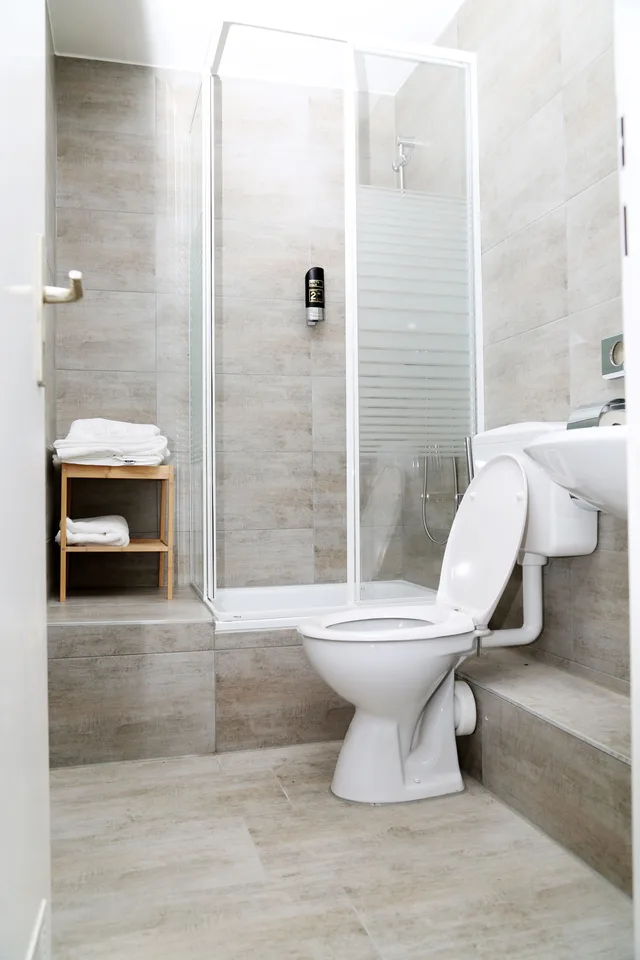 غرفة قياسية بسرير كينج، Main Hotel Frankfurt City 5/6