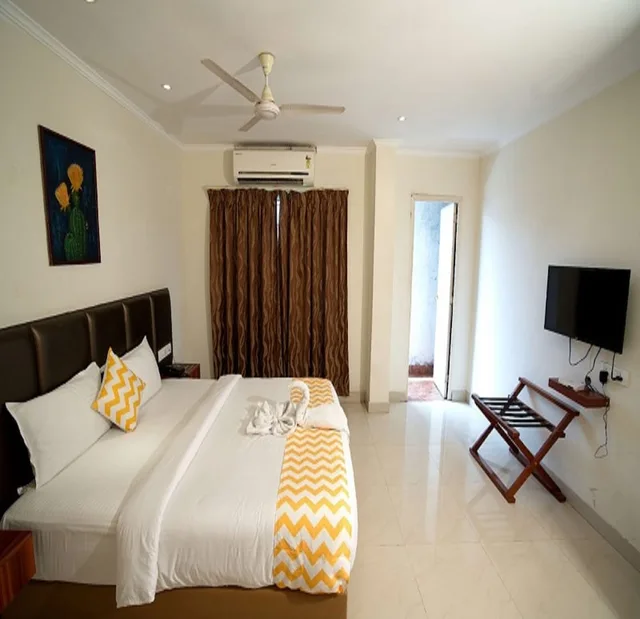 غرفة قياسية بسرير كوين، Fabhotel Blossoms T Nagar 1/3