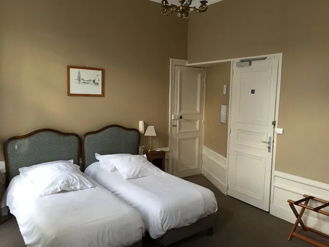 غرفة سوبيريور بسريرين منفصلين، Best Western Grand Hotel de L Univers 3/3