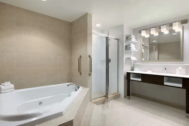 جناح بسرير كينج، Hampton Inn Brookhaven Long Island 2/4