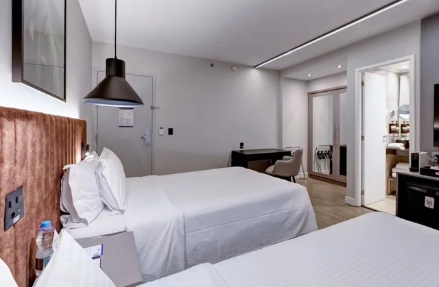غرفة ديلوكس بسريرين منفصلين، DoubleTree by Hilton Sao Paulo Itaim 1/9