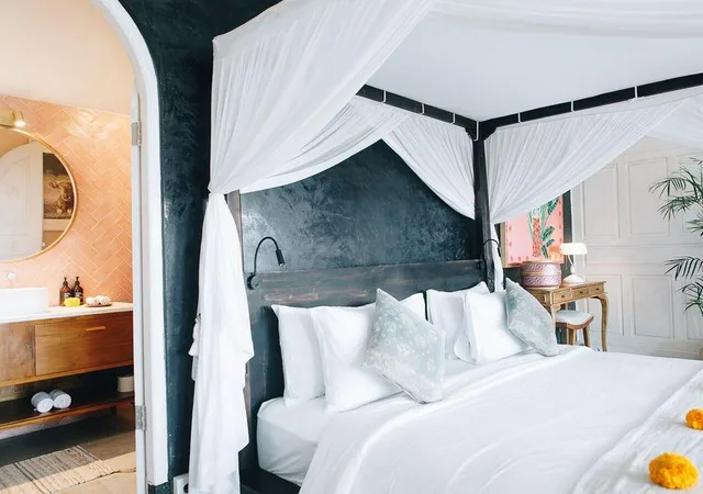 Romantic, White, Villa، White Tortoise Eco Villas 2/2