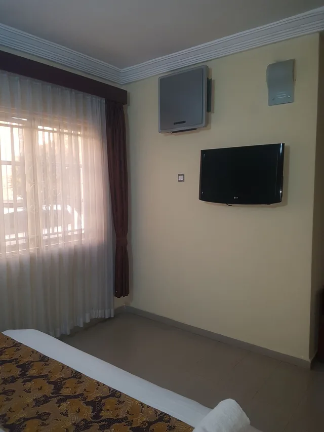 غرفة تنفيذية بسرير مزدوج، Zeina Suites Abuja 2/4