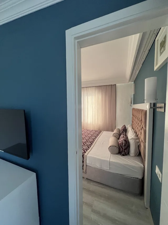 Family Suite, Queen and Twin Beds, 2 Bathrooms، SL La Perla Hotel Kemer 1/10