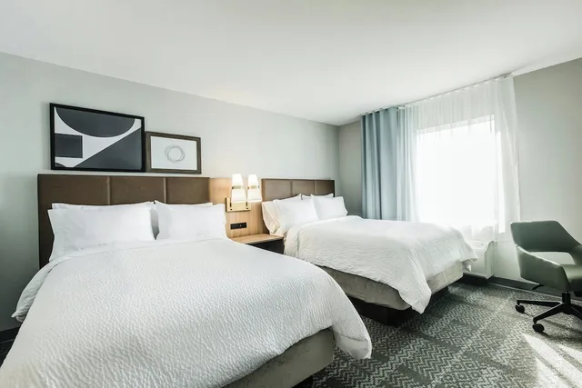 غرفة قياسية بسرير فردي بمطبخ، Staybridge Suites Dawson Creek by IHG 1/4