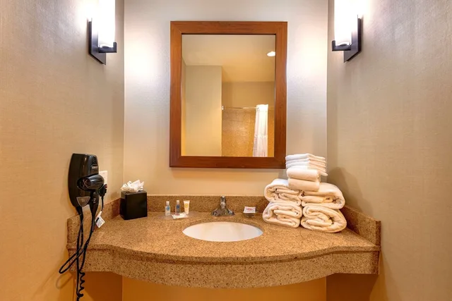 Suite, 2 Queen Beds, Parlor, Sofa، Comfort Suites Goodyear West Phoenix 6/7