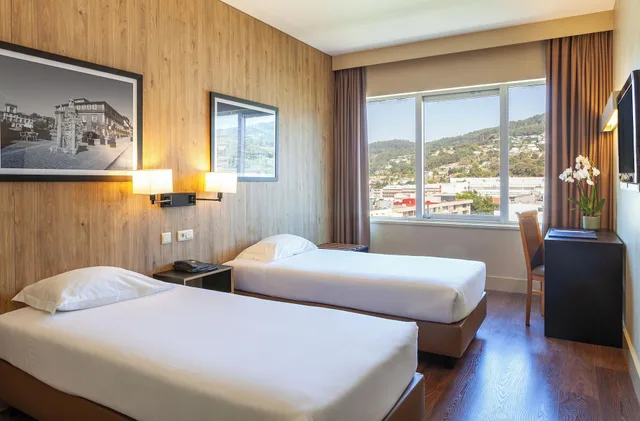 Room, Single, Twin Beds, Fundador 3/5