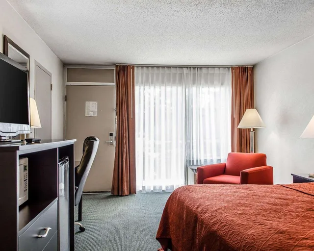 غرفة بسرير كينج، Quality Inn and Suites York PA 4/7