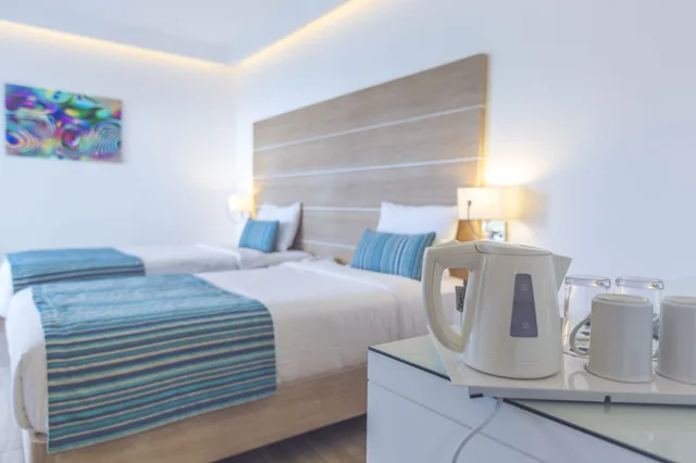 Standard, Double Bed, Garden or Pool View، Garcia Resort and Spa 2/5